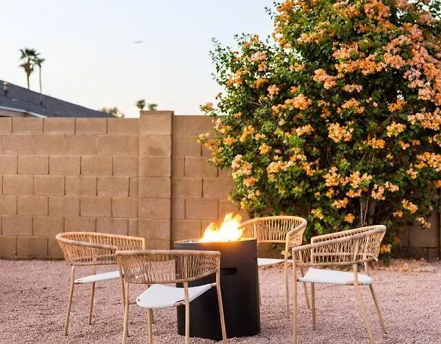 Luxe - Scott Desert In Holiday home