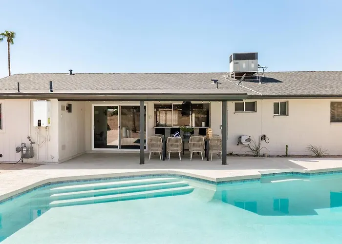 Luxe - Scott Desert In Tempe