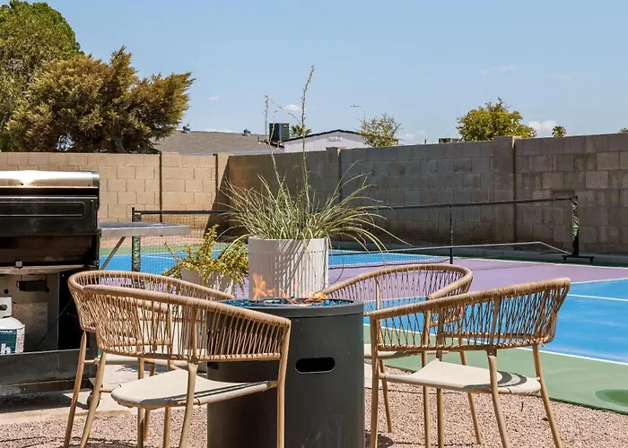 Luxe - Scott Desert In Holiday home